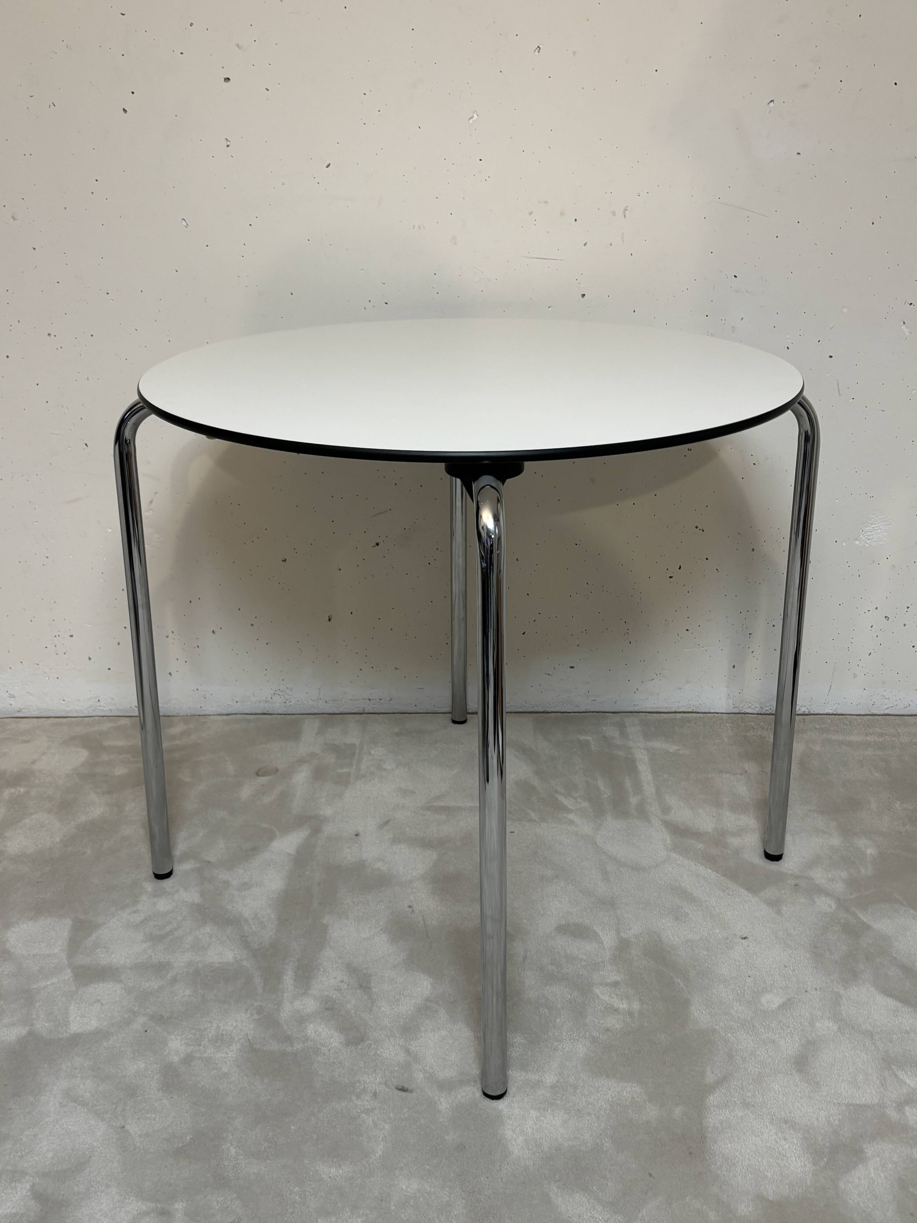 Vitra Hal table, Jasper Morrison 2005