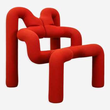Red Ekstrem Chair by Varier