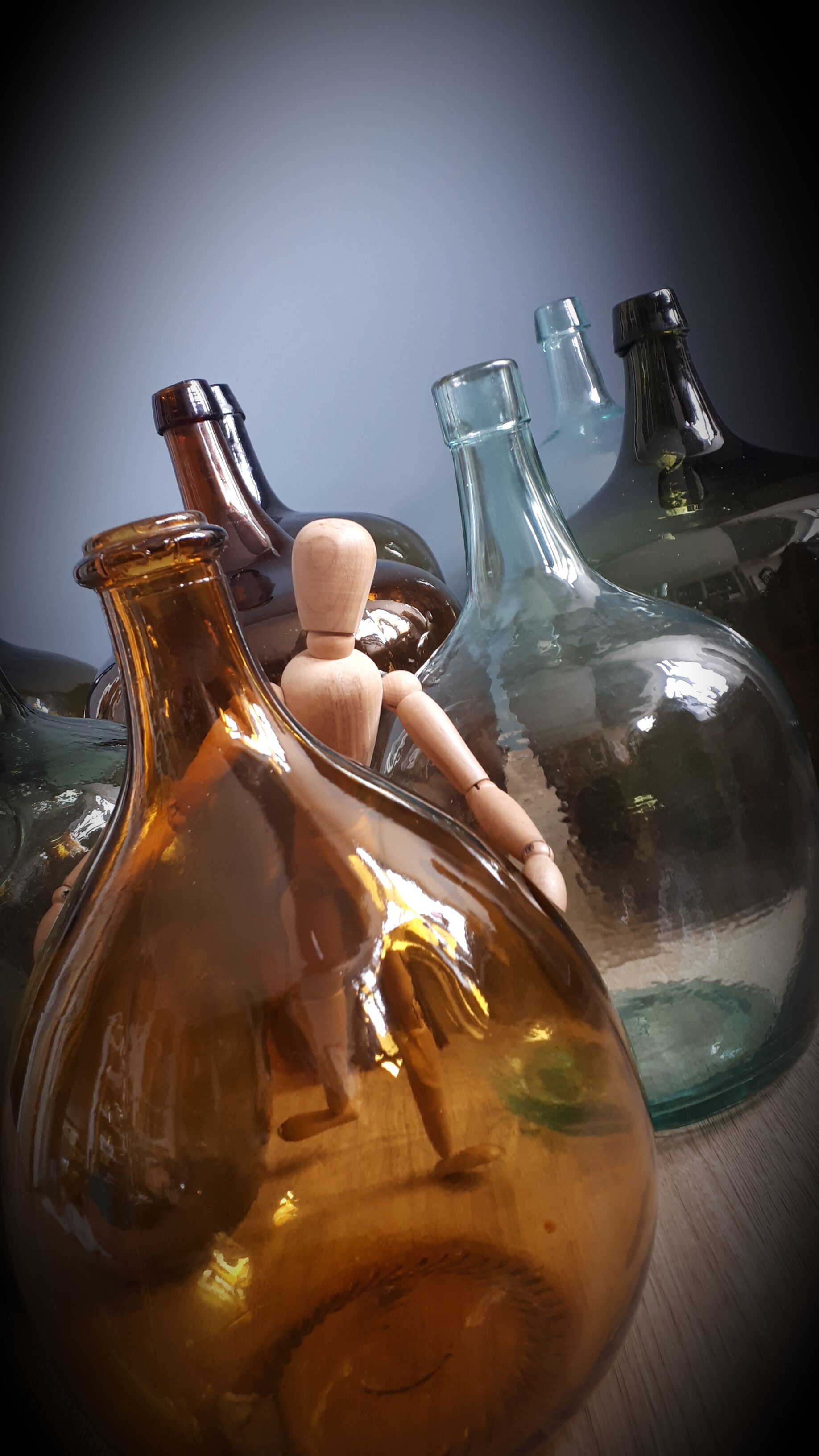 Demi-john 10L round light green sling neck