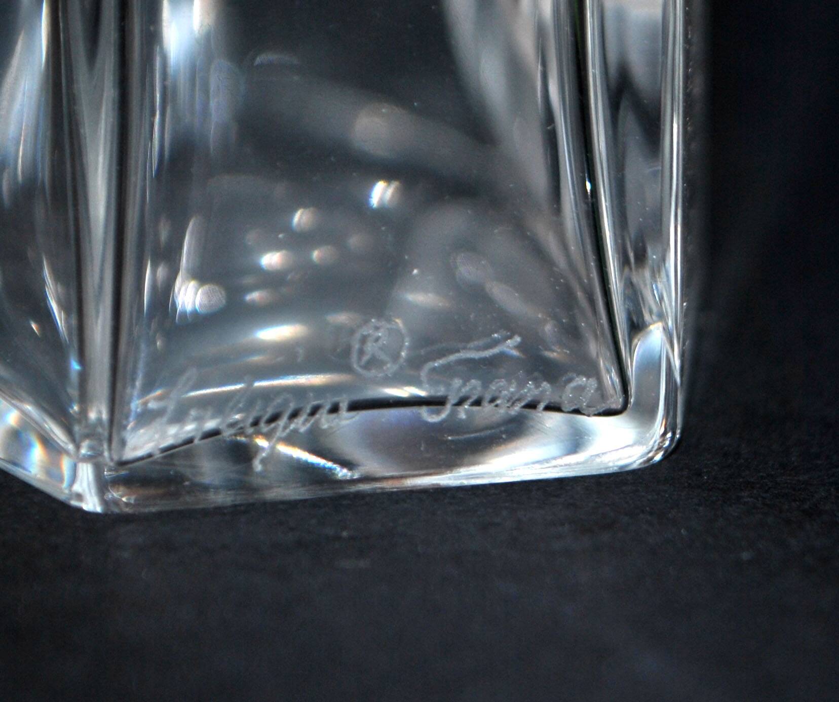 Carafe Flacon ICARE en cristal dépoli signé et numéroté 2006 LALIQUE FRANCE