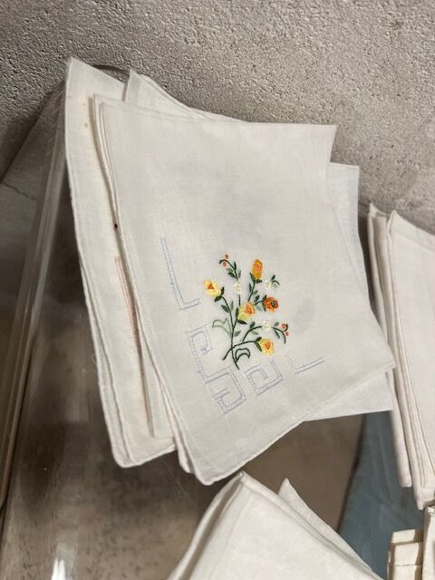 Set of 22 antique embroidered handkerchiefs 1930/40