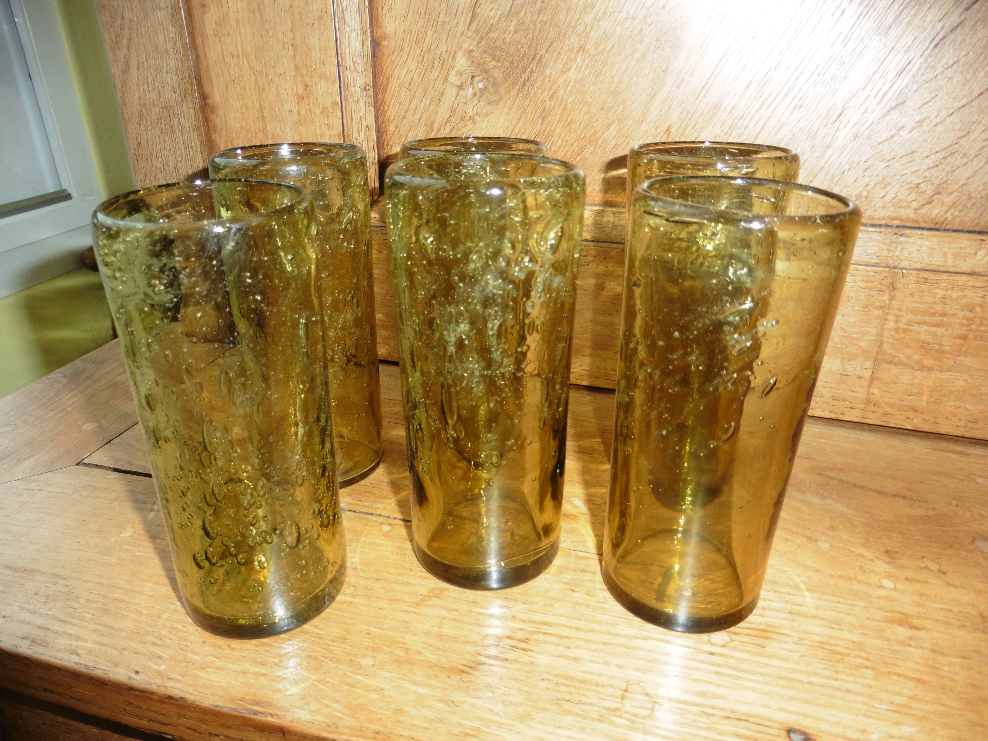 6 bubbled glasses, mouth-blown, Biot amber-colored orangeade service