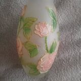Vase à décor de fleurs