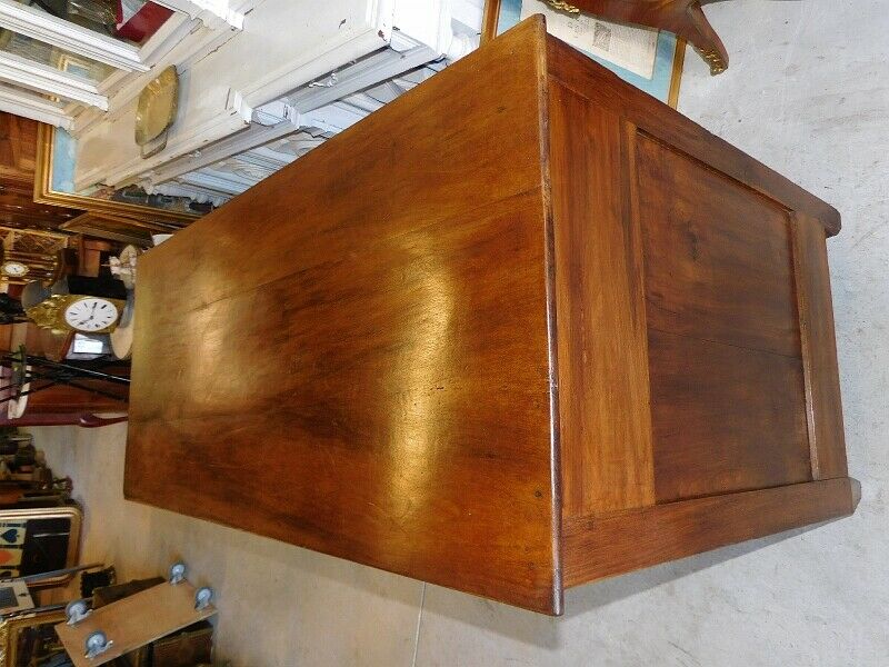 6-century walnut pantniere dresser