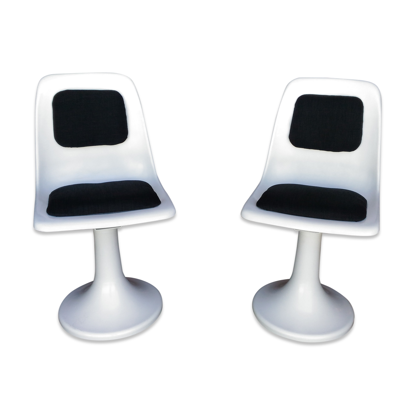 Pair of tulip foot chairs circa 1970