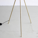 Tripod lamppost in the style of Italian creations