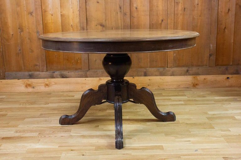 Pedestal table Louis-Philippe style 20th century