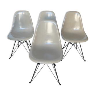 Chairs by Ray & Charles Eames for Herman Miller, 1950