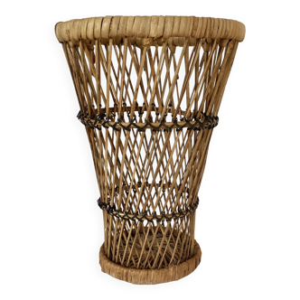 Basketwork basket