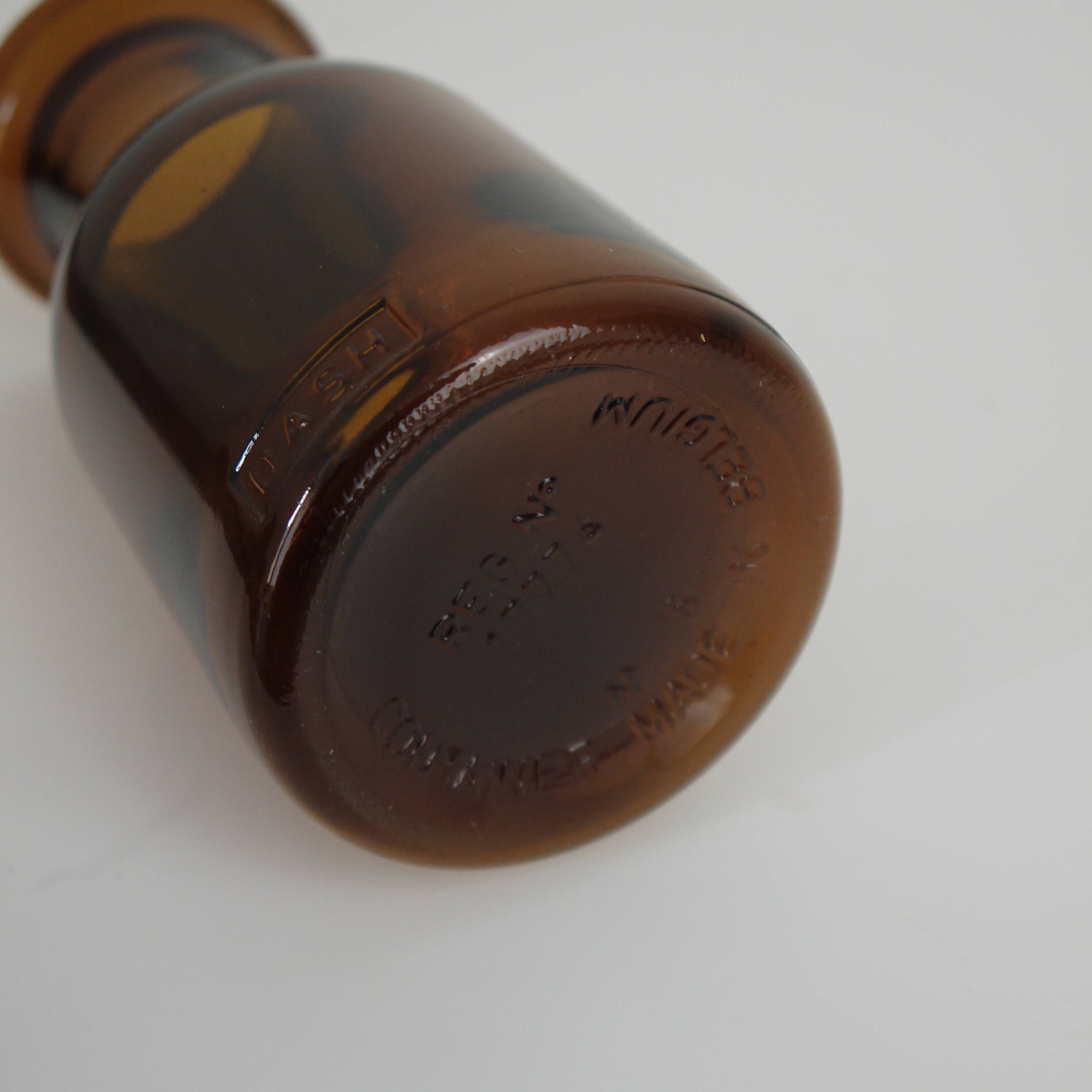 Dash brown glass bottle