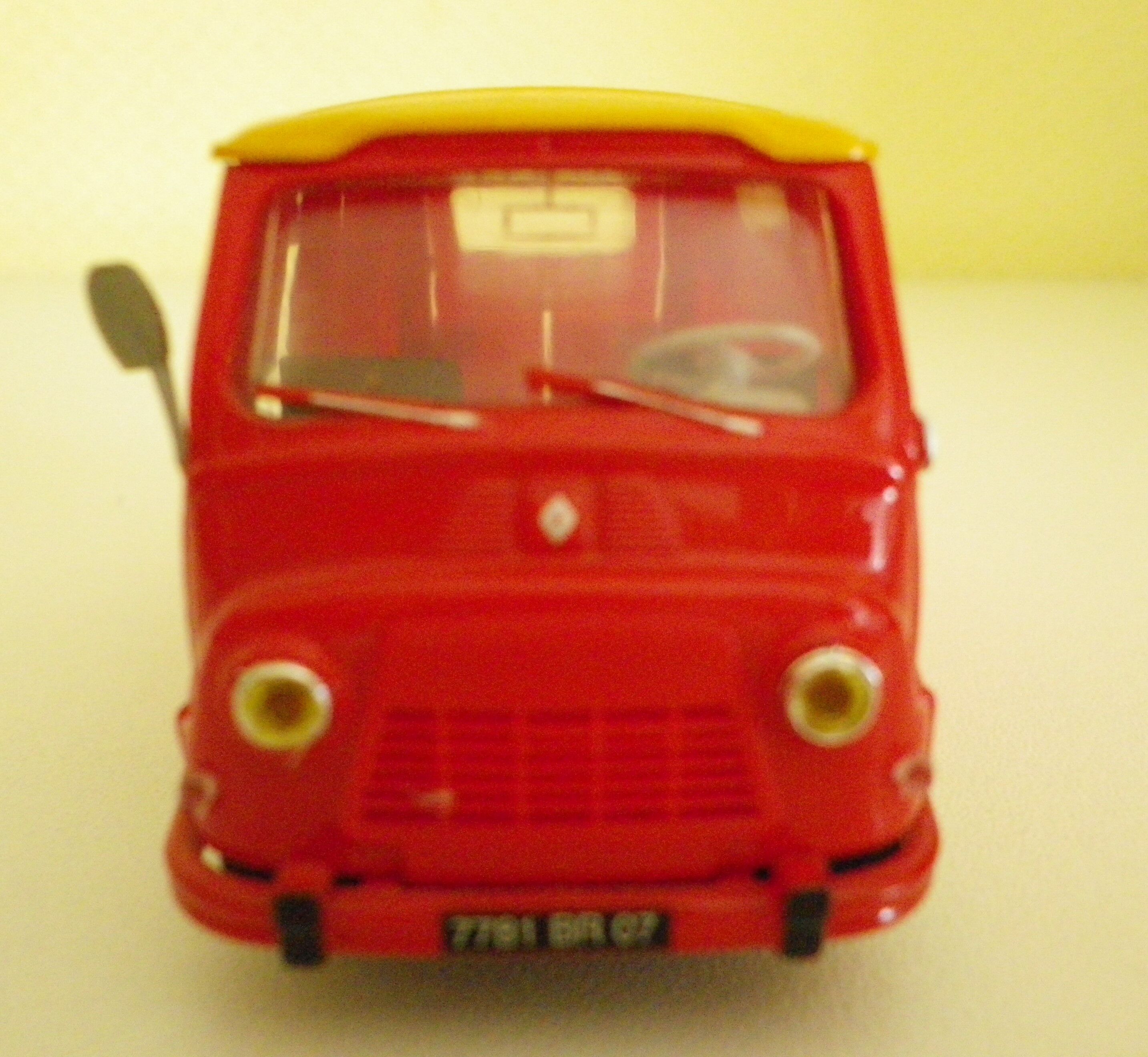 Estafette Renault 1/43, Norev 1995