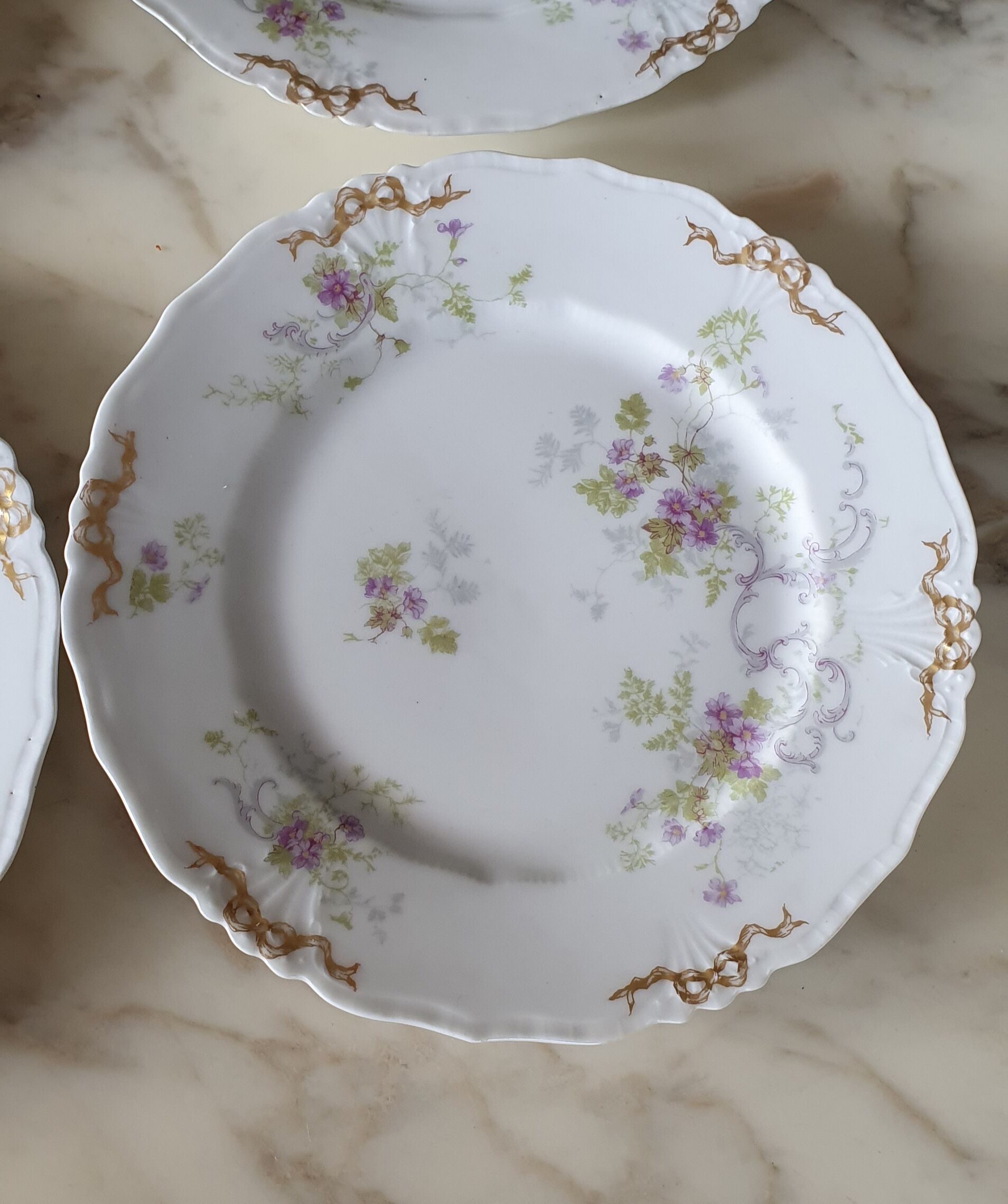 Porcelain dessert plates