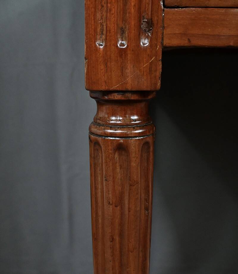 Cabaret table in Cuban mahogany, Louis XVI period – Late 18th century