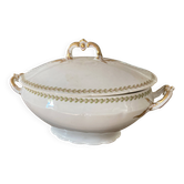 Soup tureen