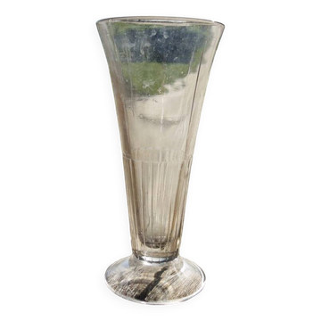 Ancien Petit Vase Soliflor en Verre Moulé
