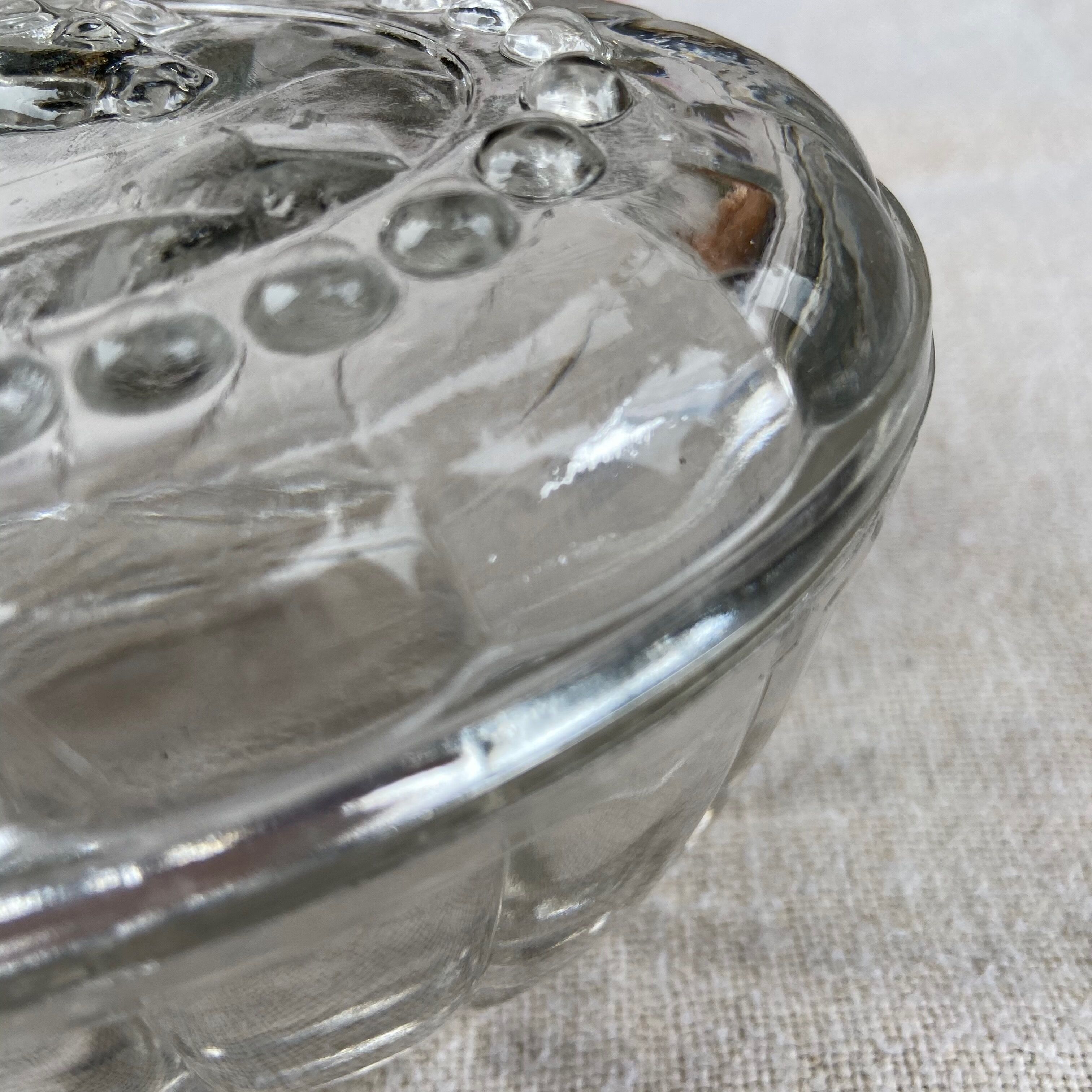 Vintage moulded transparent glass butter - Cow-Blue-60s decoration