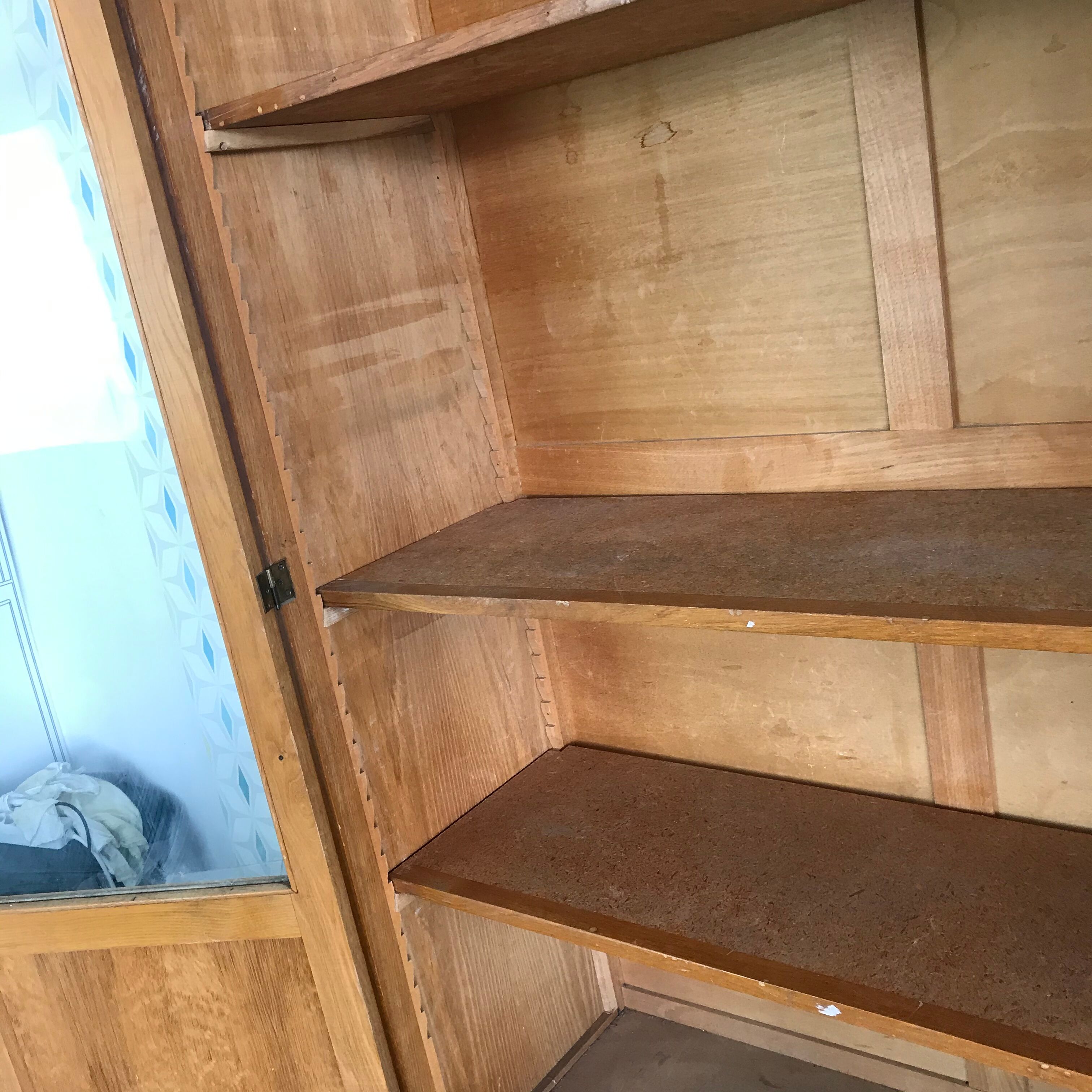 Armoire bibliothèque vitrine école