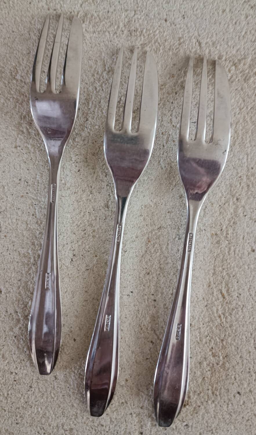 3 silver-plated cake forks