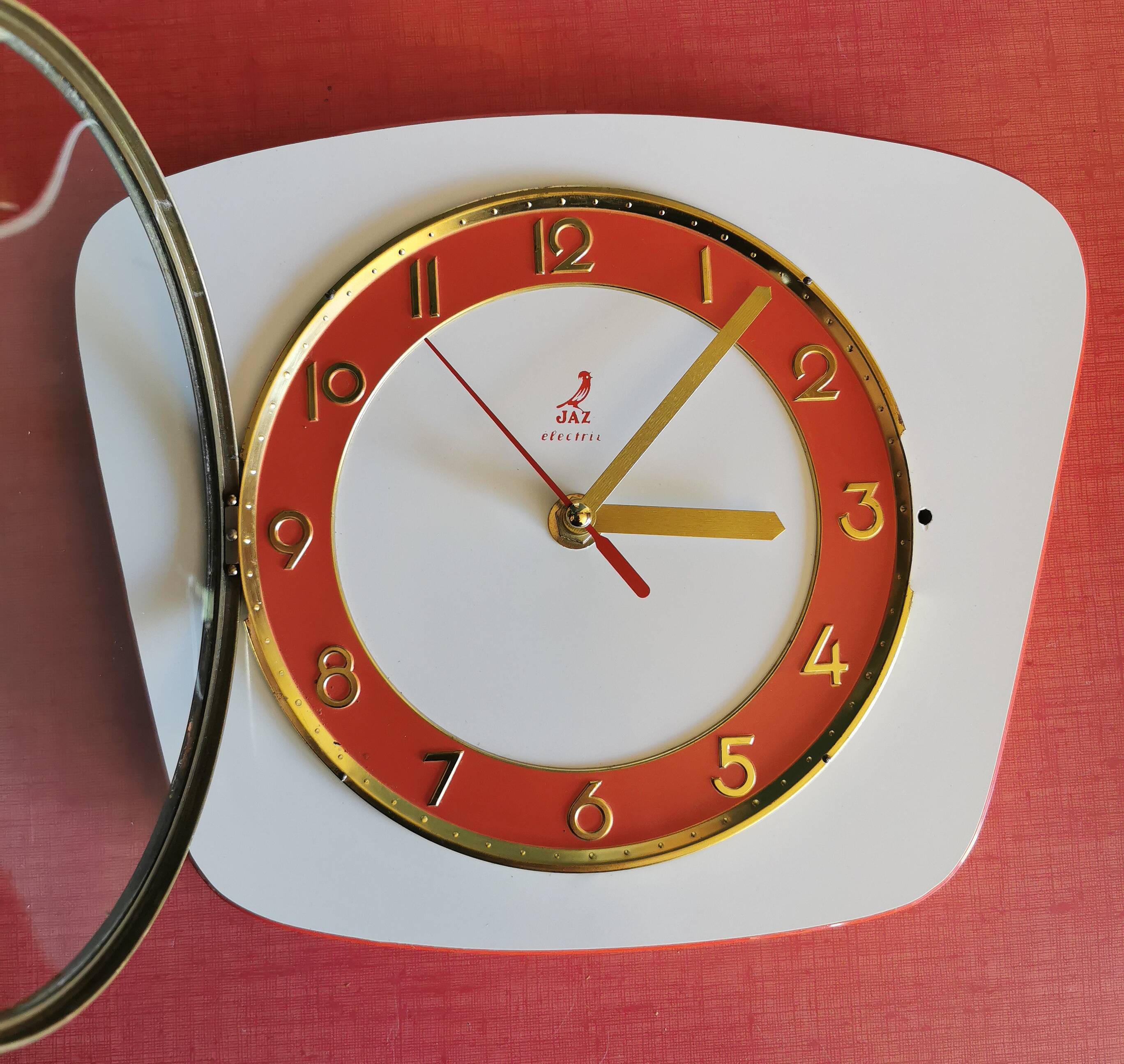Vintage Formica clock silent trapeze wall pendulum "Jaz white orange"