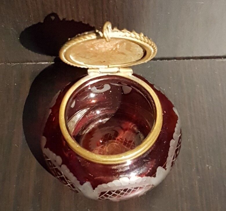 Pilulier en cristal