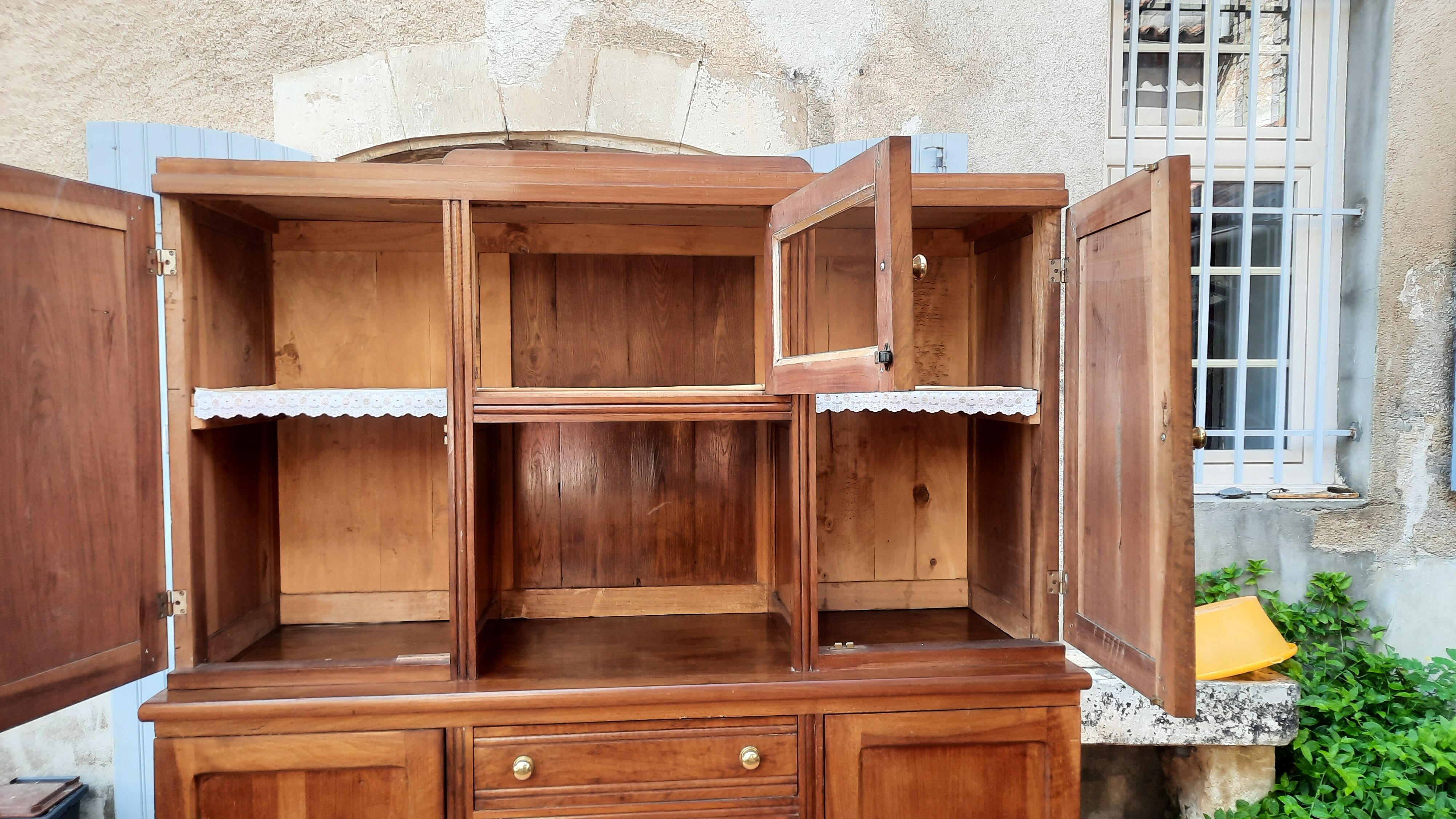 Buffet 2 vintage body