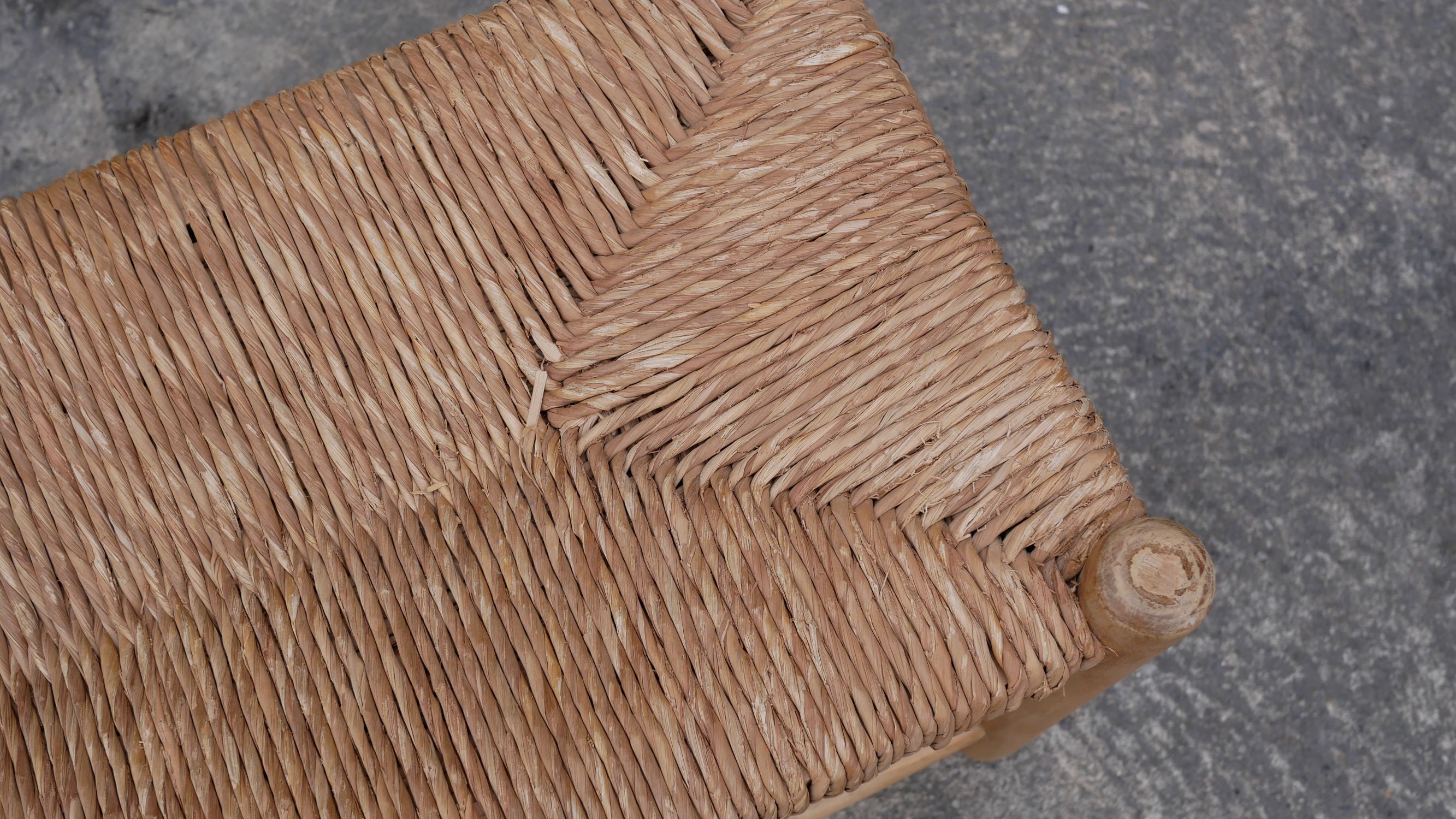 Wood and straw vintage bench