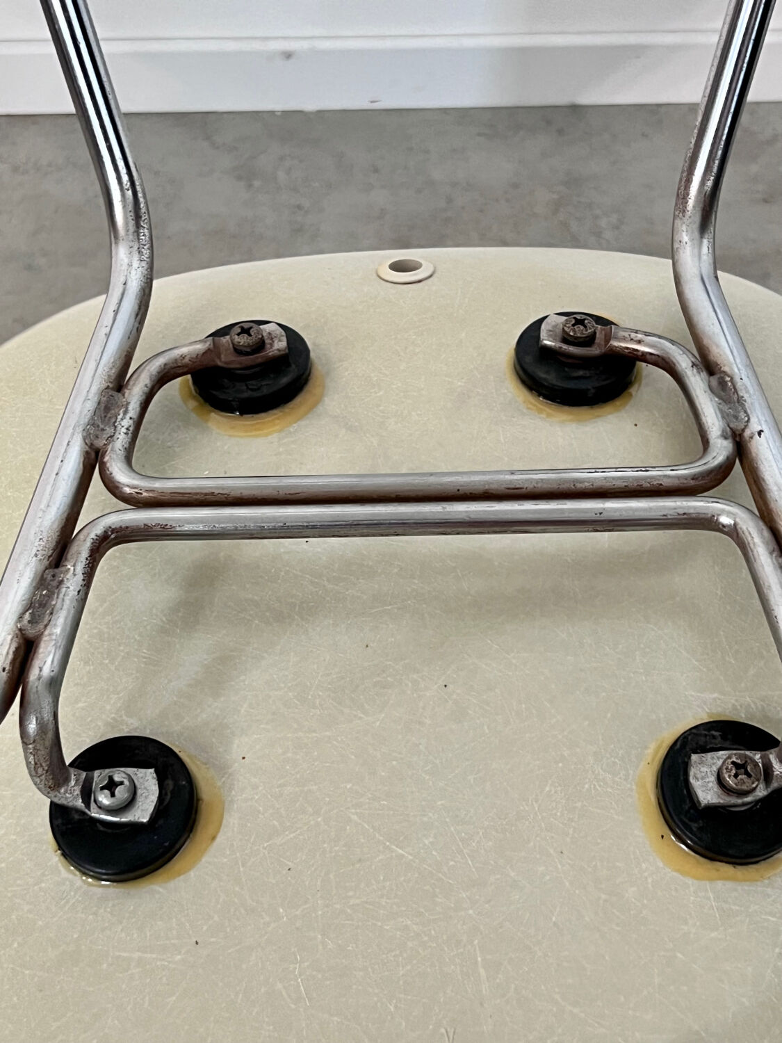 Old Charles and Ray Eames Vitra design armchair from the 70s fiberglass armchair fabric