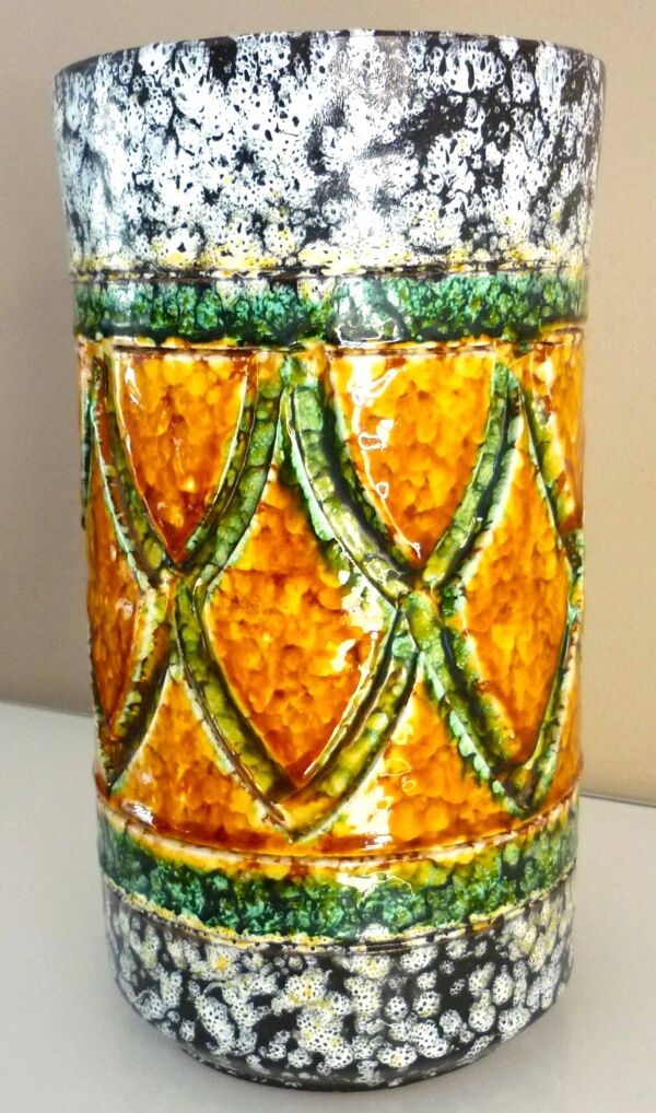 Vase rouleau, céramique émaillée, Italie, design des années 60/70