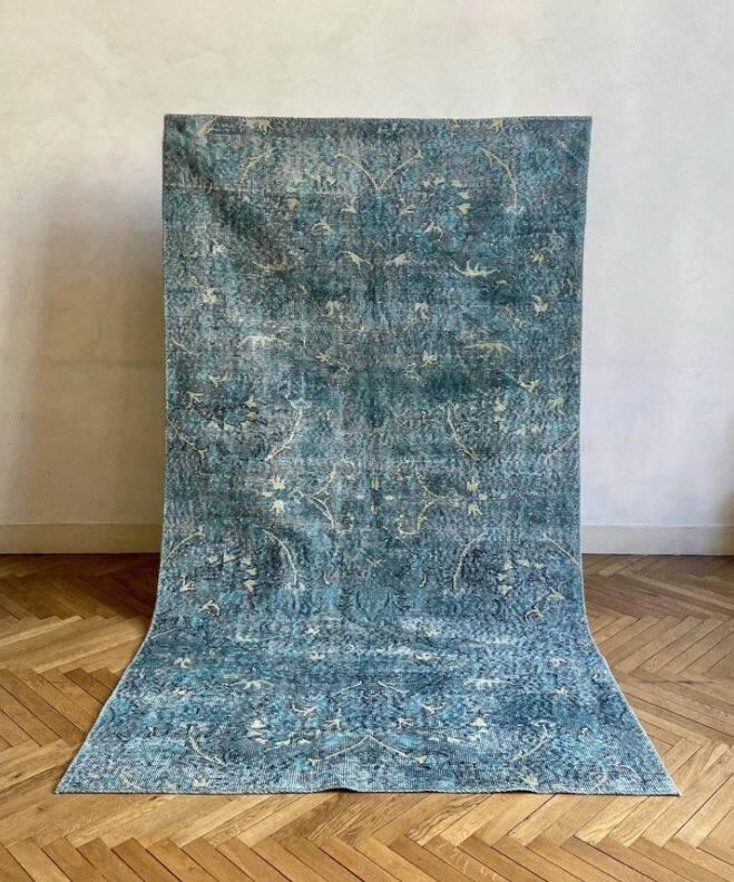 Vintage King carpet 246 x 138 cm