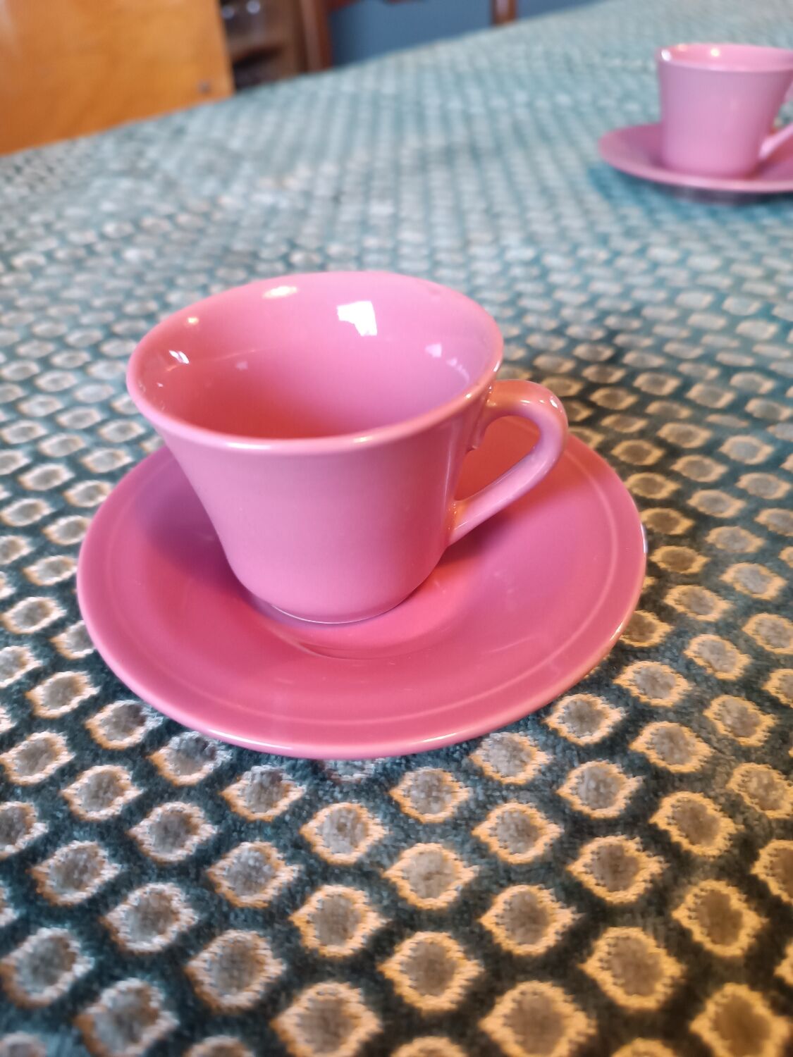 6 magnetic cup and saucer LBP dusty rose