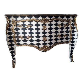 Chest of drawers in Memphis style