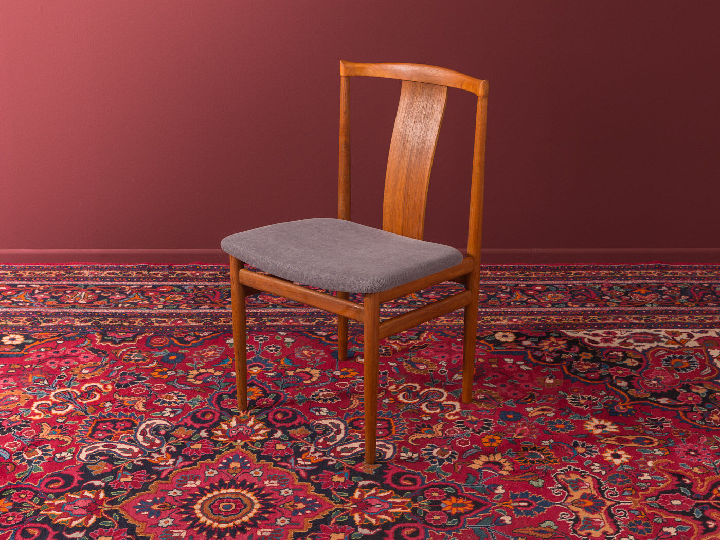 Set of 4 dining chairs by Henning Sørensen