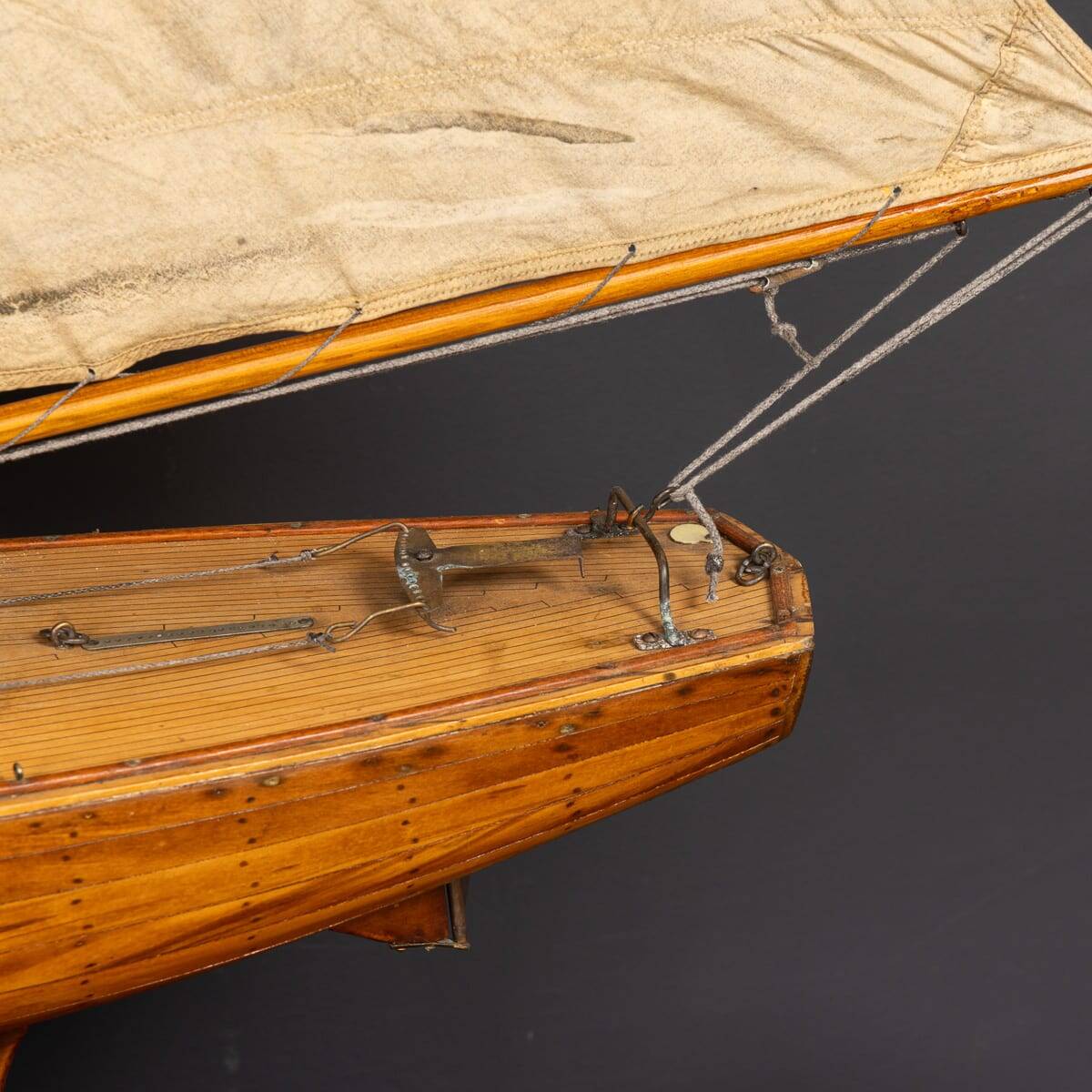 Vintage 20thC English Carved Hull Pond Yacht c.1930