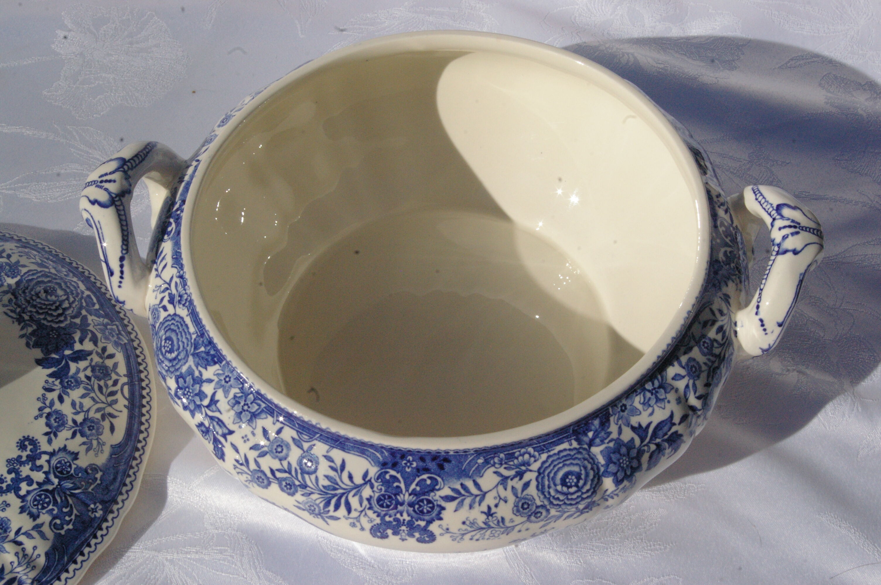 Soup pot in earthenware Villeroy & Boch model Blue Burgenland - Perfect condition