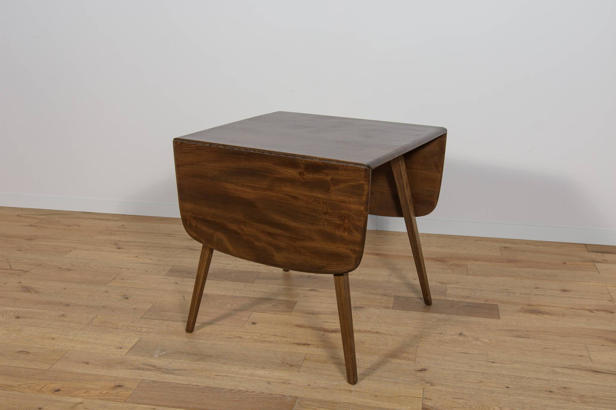 Table à manger Goldsmith Series par Lucian Ercolani pour Ercol, Royaume-Uni
