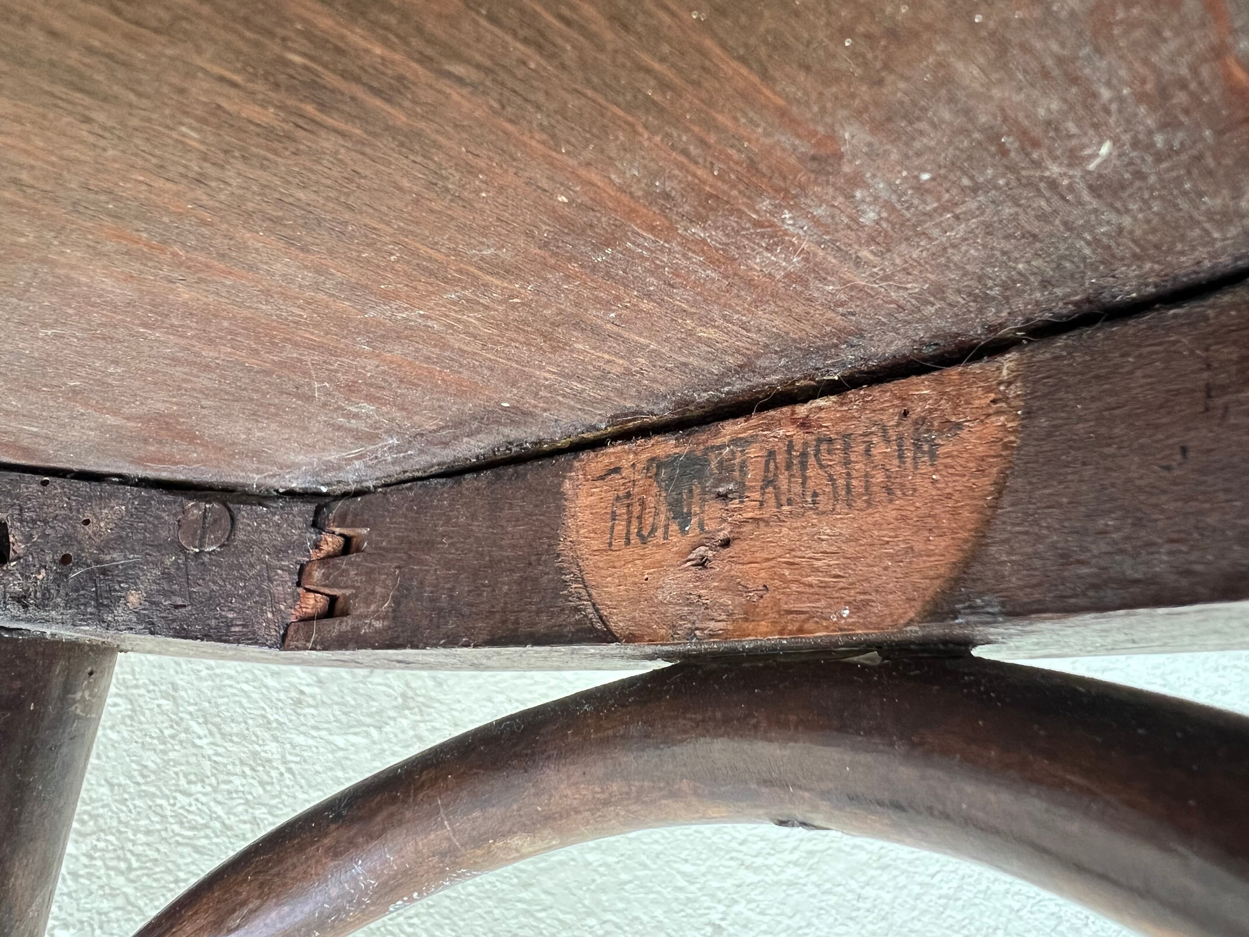 Chairs bistrot thonet