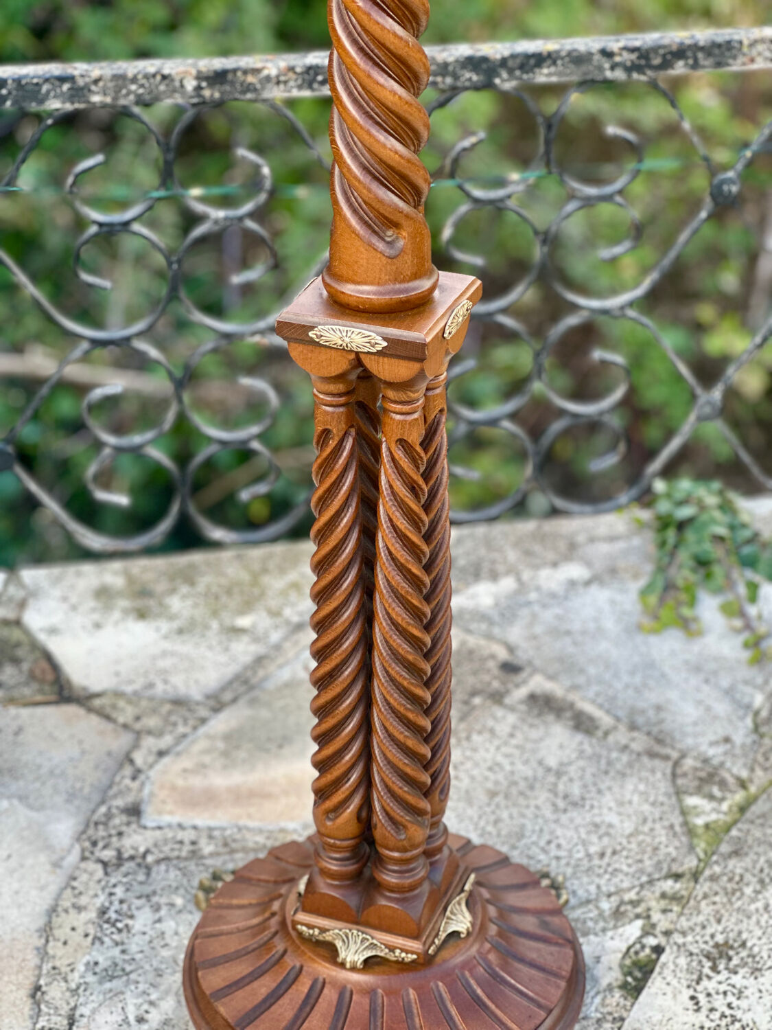 Solid carved wooden coat rack with gilded bronze in Baroque style.