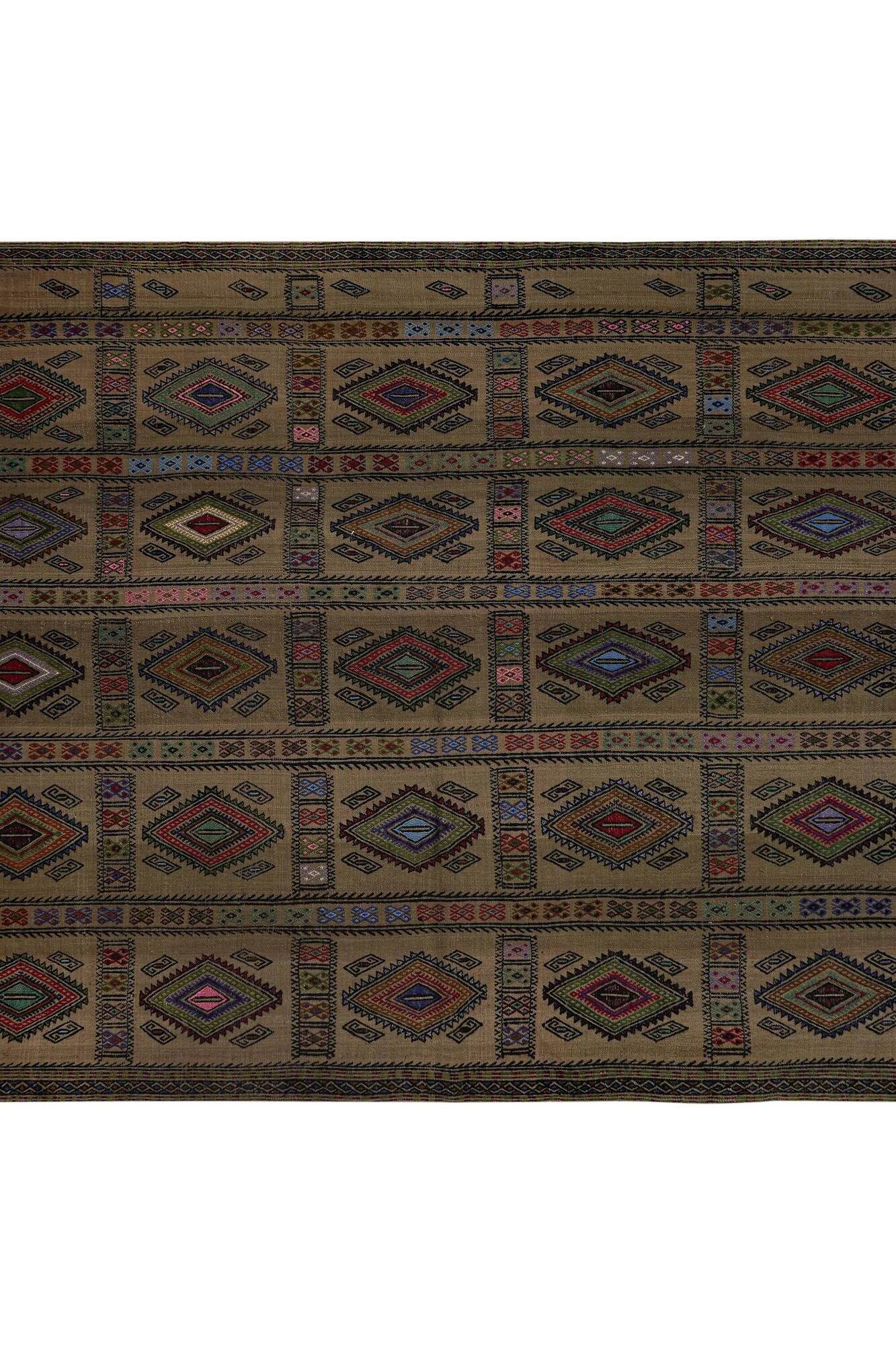 Vintage Turkish kilim, handwoven, 173x236 cm.