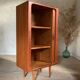 Armoire à rideau scandinave en teck vintage