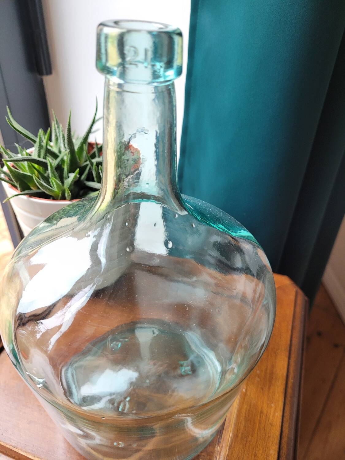 Blue transparent demijohn vase