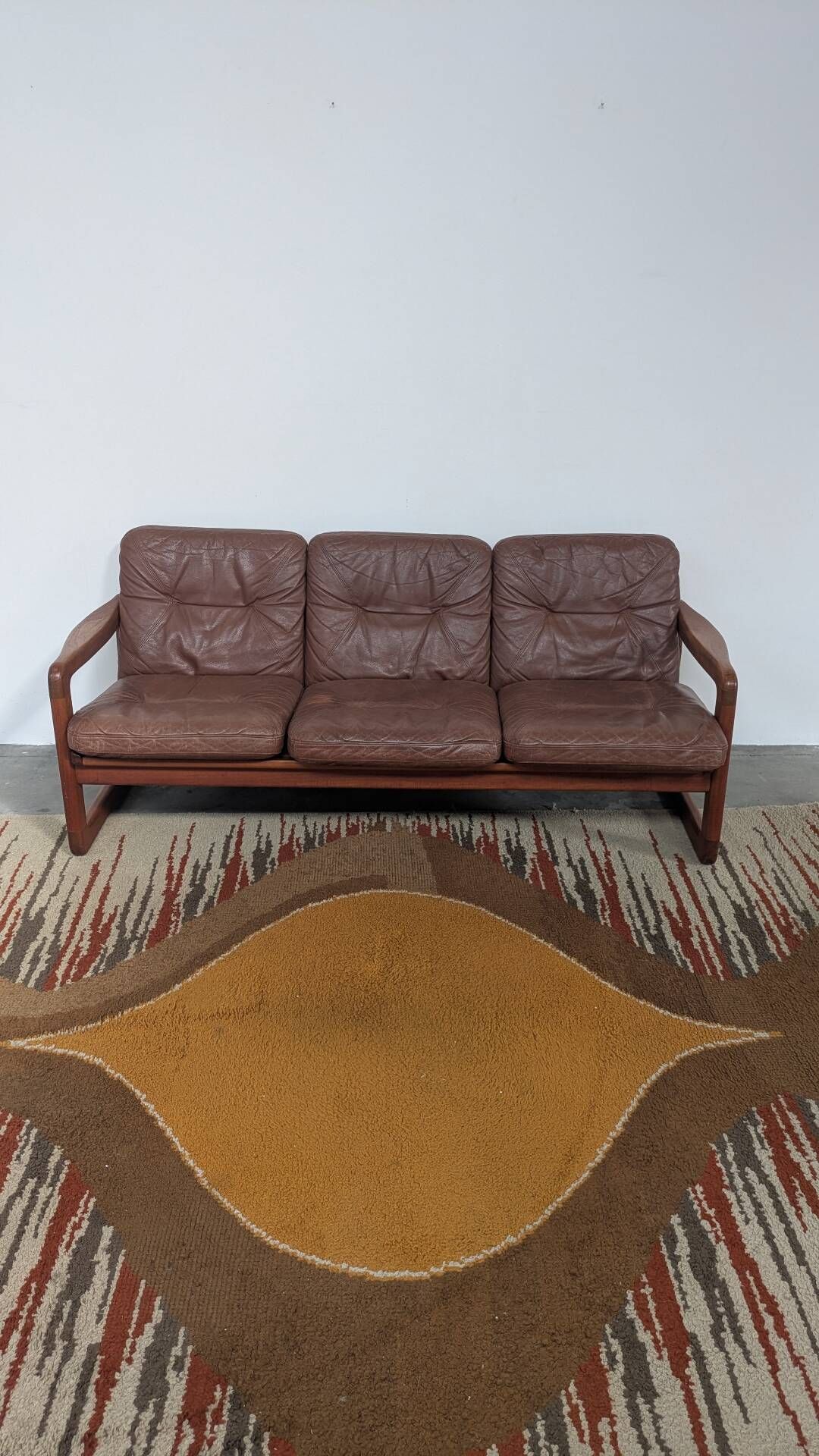 Vintage Scandinavian design living room Emc furniture