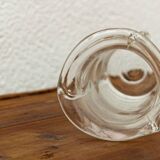 Vase en verre soufflé transparent
