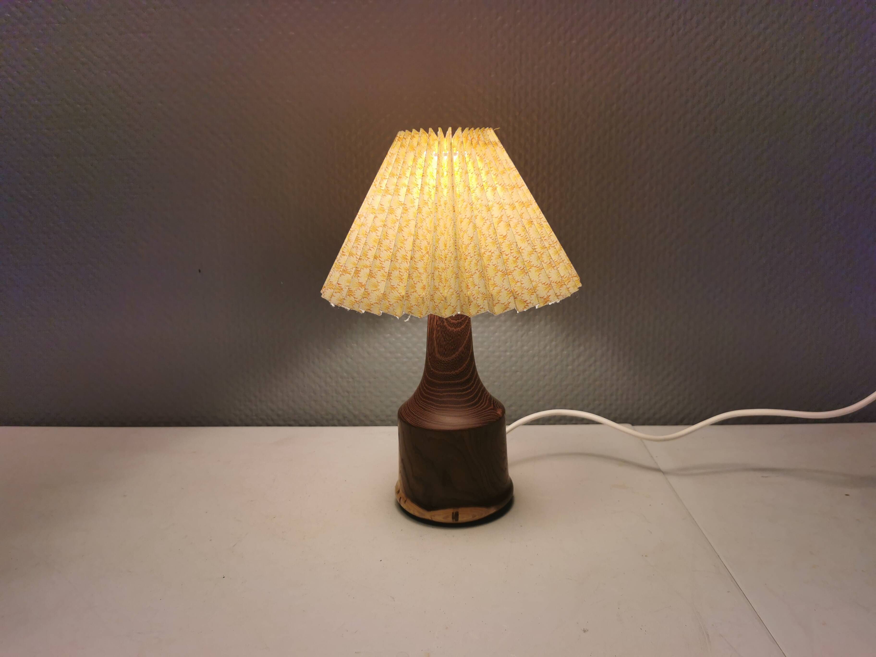 Beautiful sting lamp in twisted wood. Estimated 1970s and Swedish or Danish.