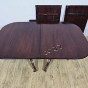 Elegant Dining Table, 2nd half of the 19th Century - Classic/Walnut