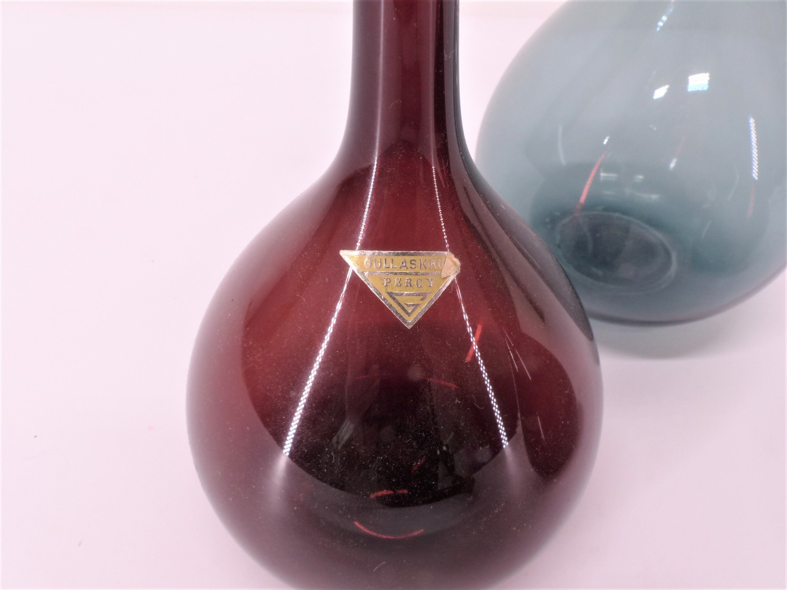 Set of 3 arthur percy scandinavian tulip vases for gullaskruf 1950