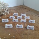 Porcelain knife holder flower pattern