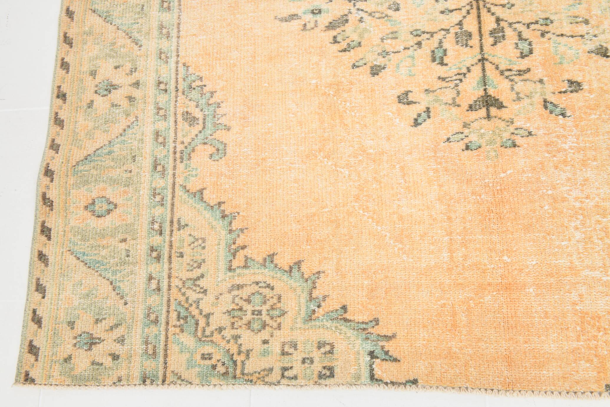 6x9 Vintage Light Yellow Oriental Vintage Rug, 180x277Cm
