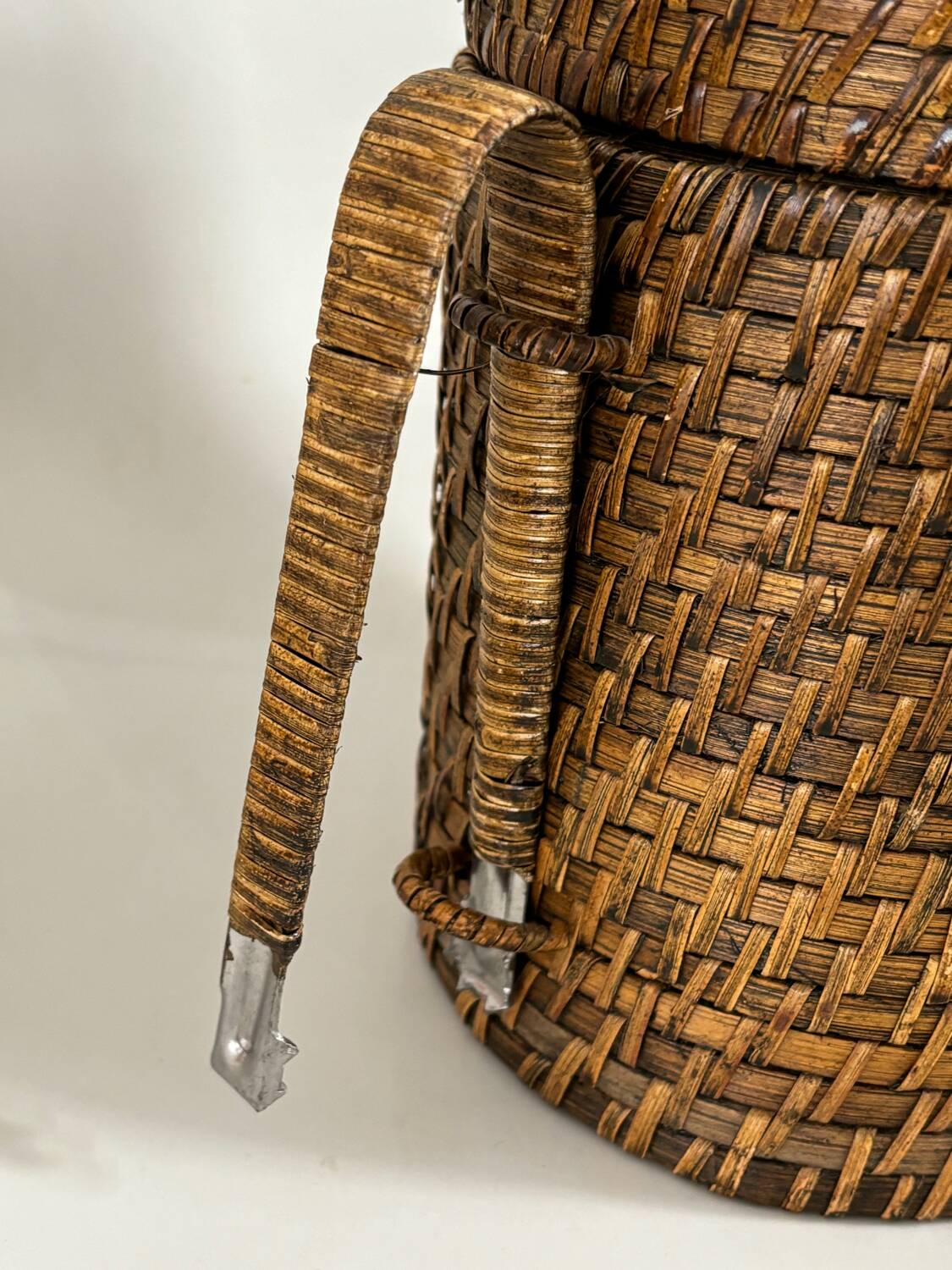 Rattan ice bucket with tongs