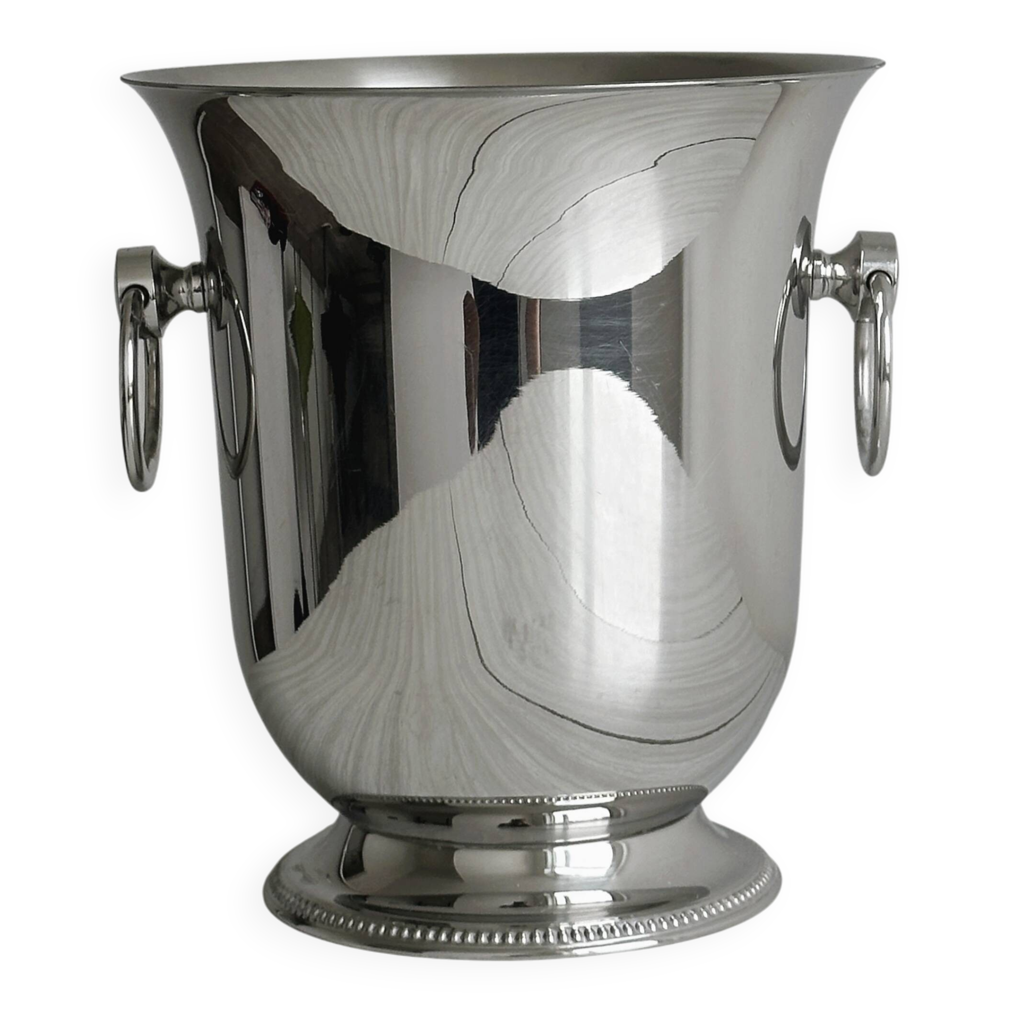 Shiny silver metal champagne bucket