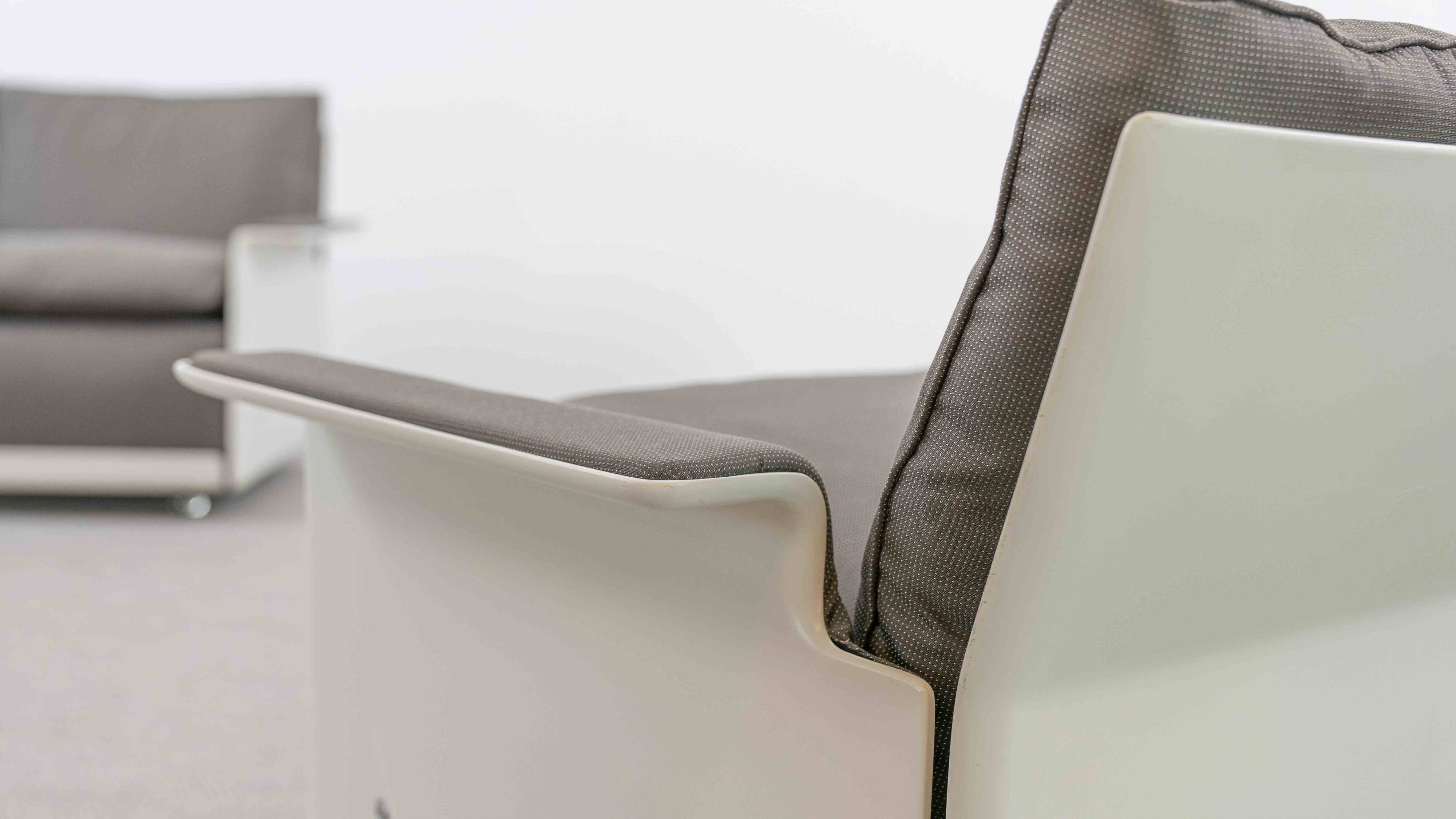 Vitsoe seatgroup by dieter rams, model 620, easychair+sofa